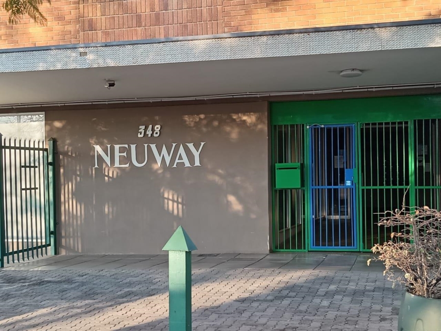 2 Bedroom Property for Sale in Villieria Gauteng