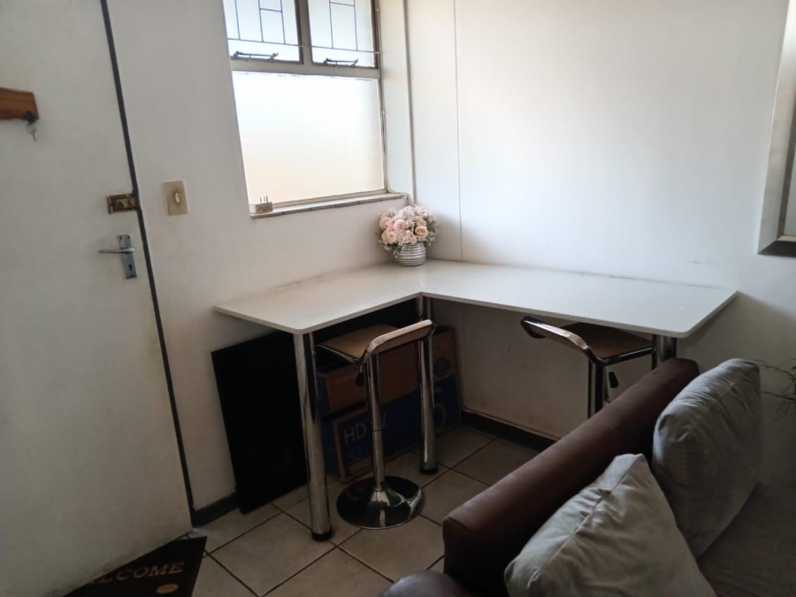 2 Bedroom Property for Sale in Villieria Gauteng