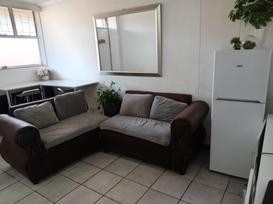 2 Bedroom Property for Sale in Villieria Gauteng