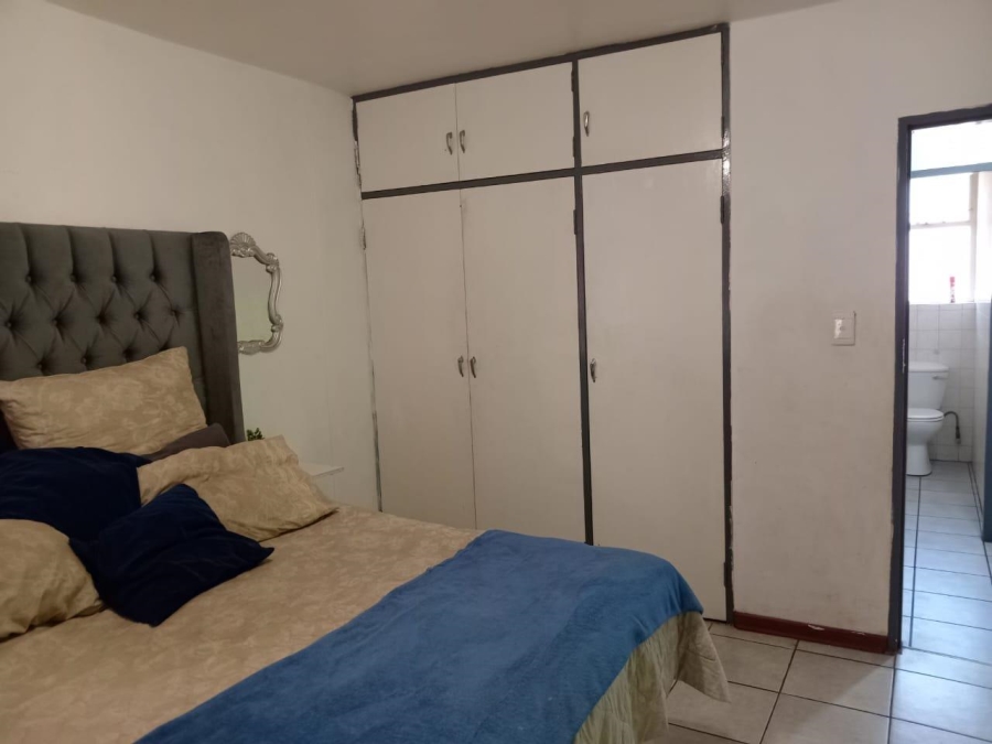 2 Bedroom Property for Sale in Villieria Gauteng