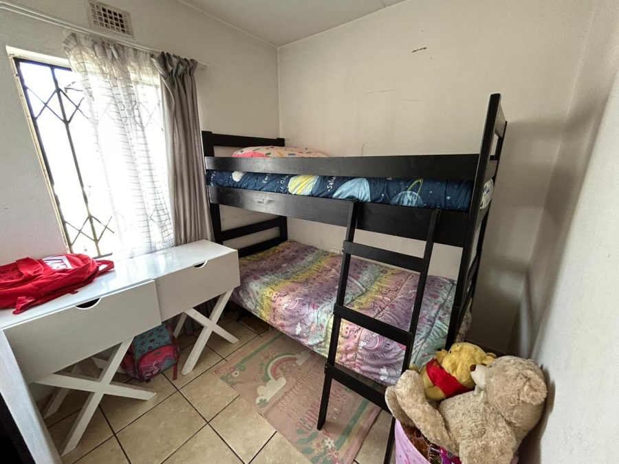 2 Bedroom Property for Sale in Fleurhof Gauteng