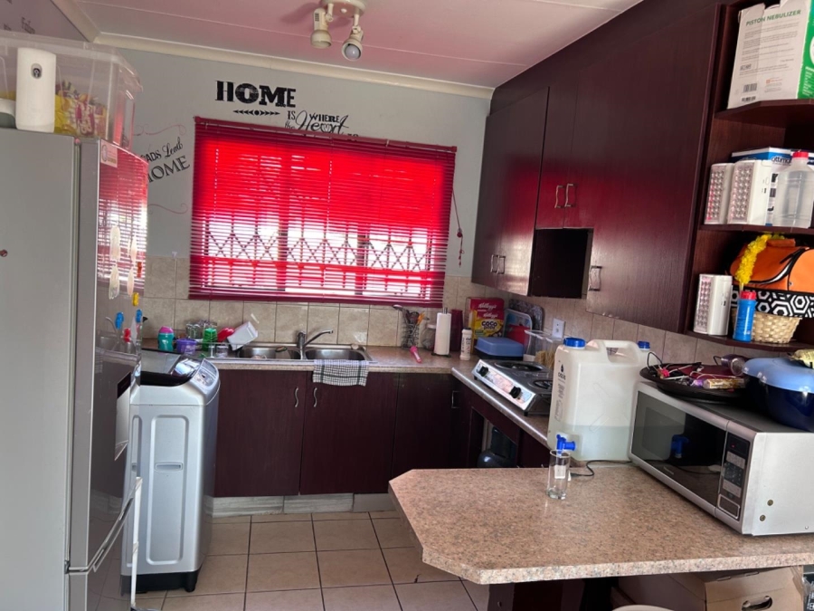 3 Bedroom Property for Sale in Greenhills Gauteng