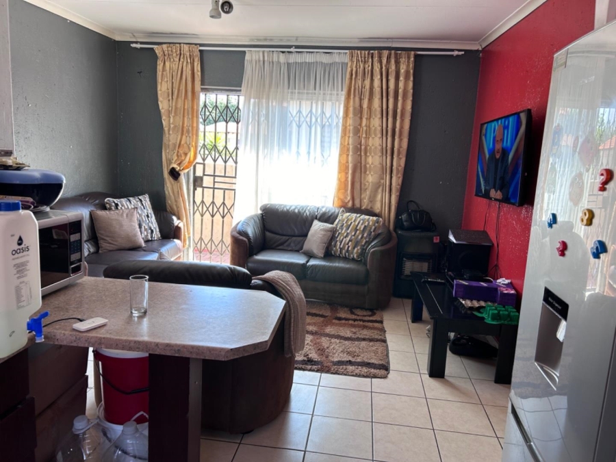 3 Bedroom Property for Sale in Greenhills Gauteng