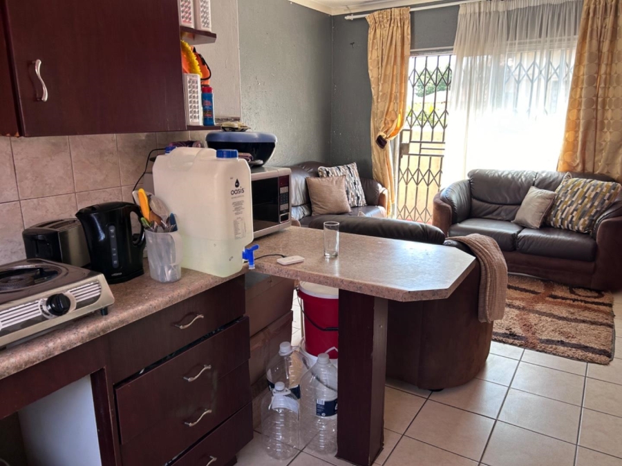3 Bedroom Property for Sale in Greenhills Gauteng