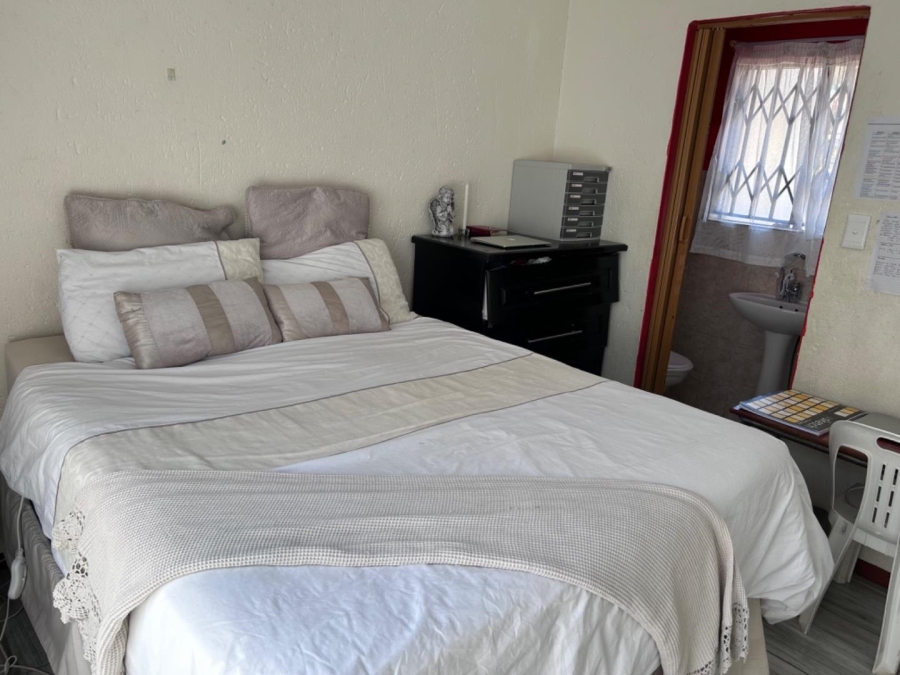 3 Bedroom Property for Sale in Greenhills Gauteng