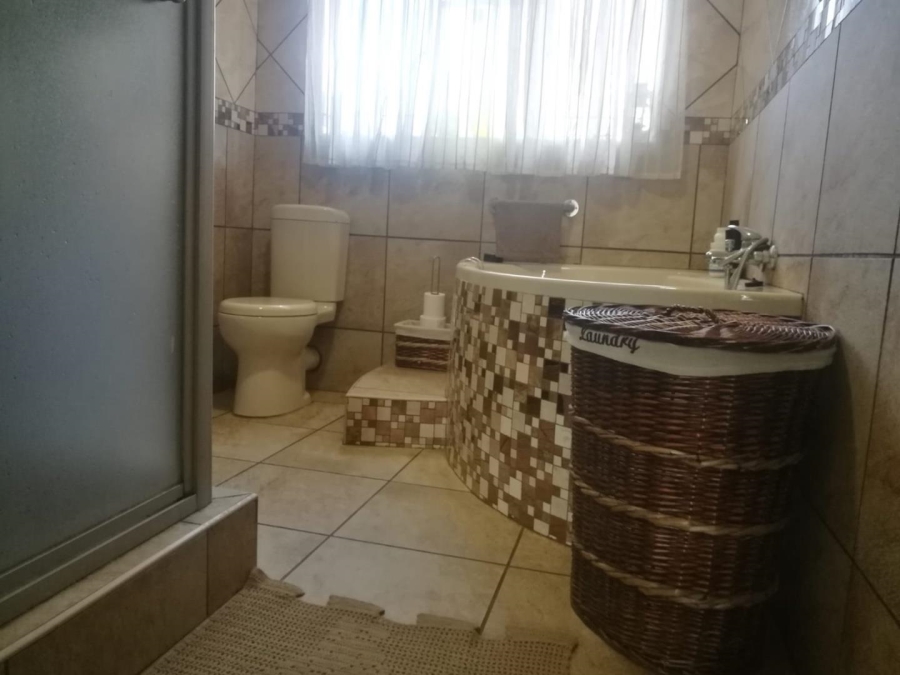 4 Bedroom Property for Sale in Theresa Park Gauteng