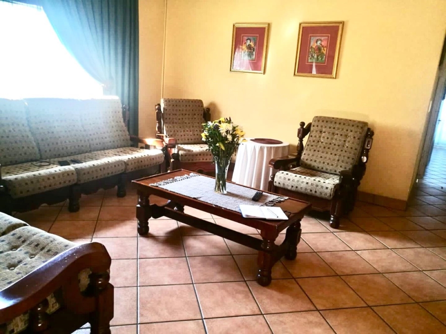 4 Bedroom Property for Sale in Ninapark Gauteng