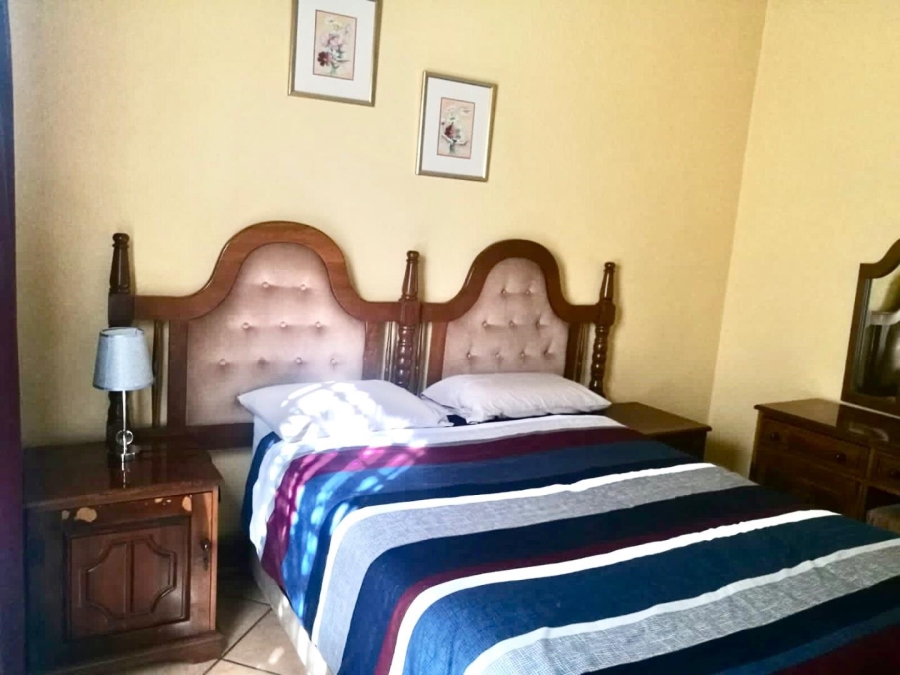 4 Bedroom Property for Sale in Ninapark Gauteng