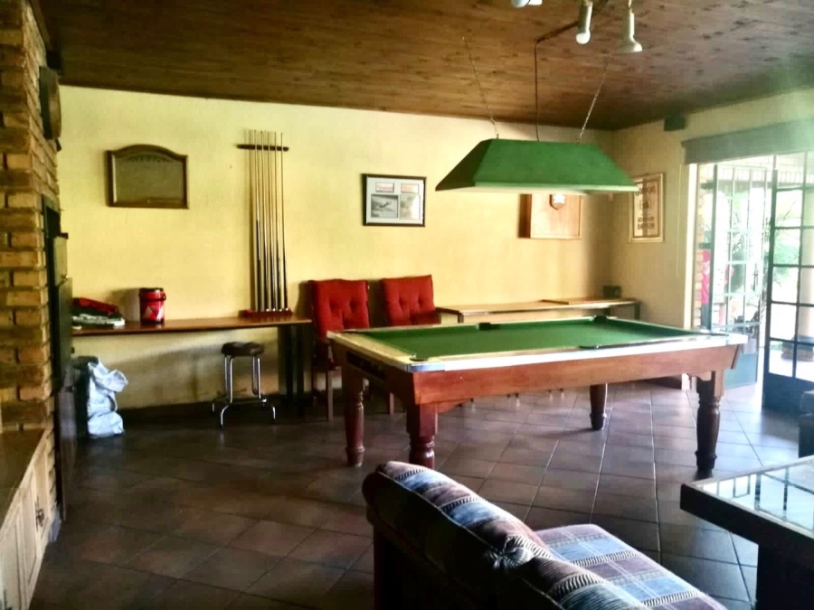 4 Bedroom Property for Sale in Ninapark Gauteng