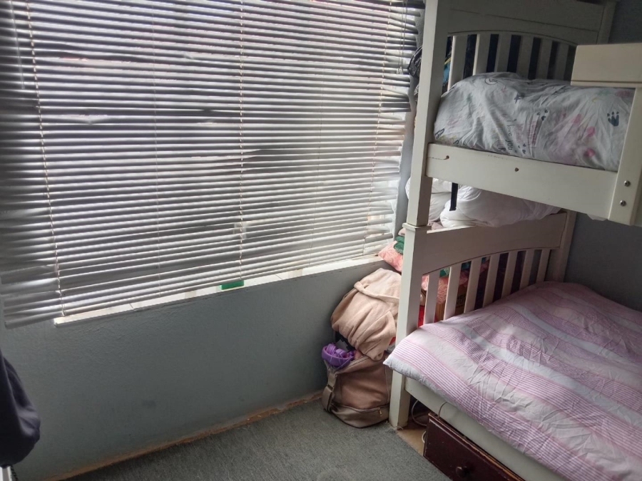 2 Bedroom Property for Sale in Elandspoort Gauteng