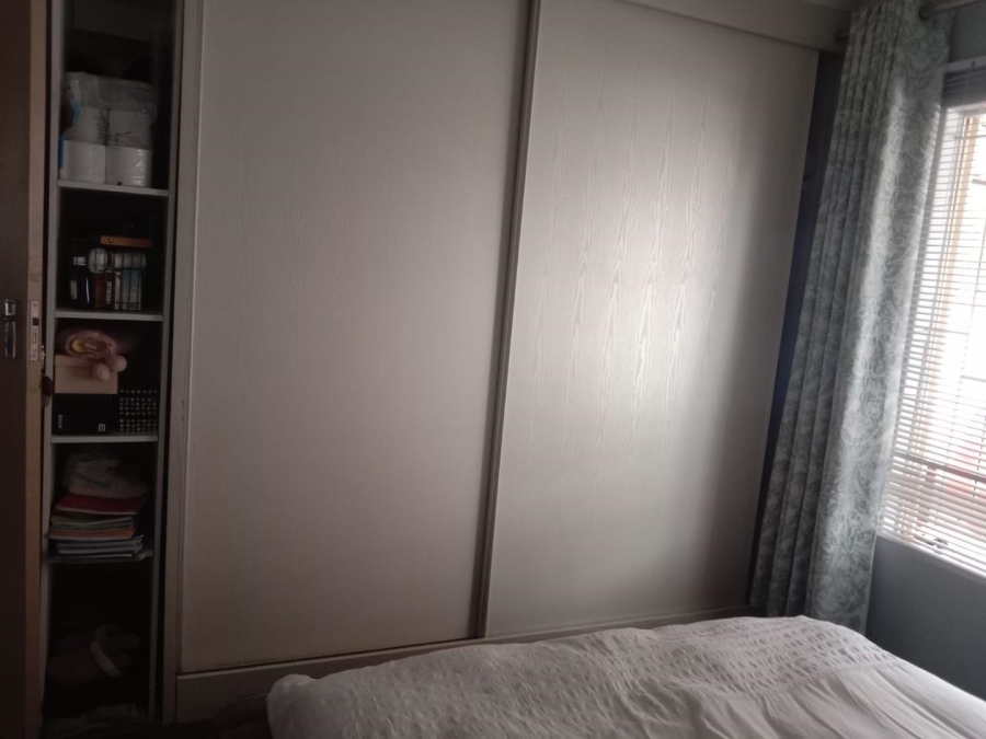 2 Bedroom Property for Sale in Elandspoort Gauteng