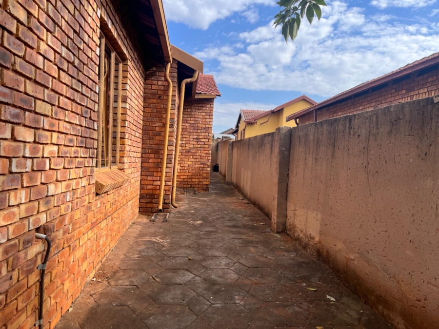 3 Bedroom Property for Sale in Philip Nel Park Gauteng