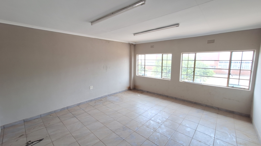 To Let commercial Property for Rent in Robertville Gauteng