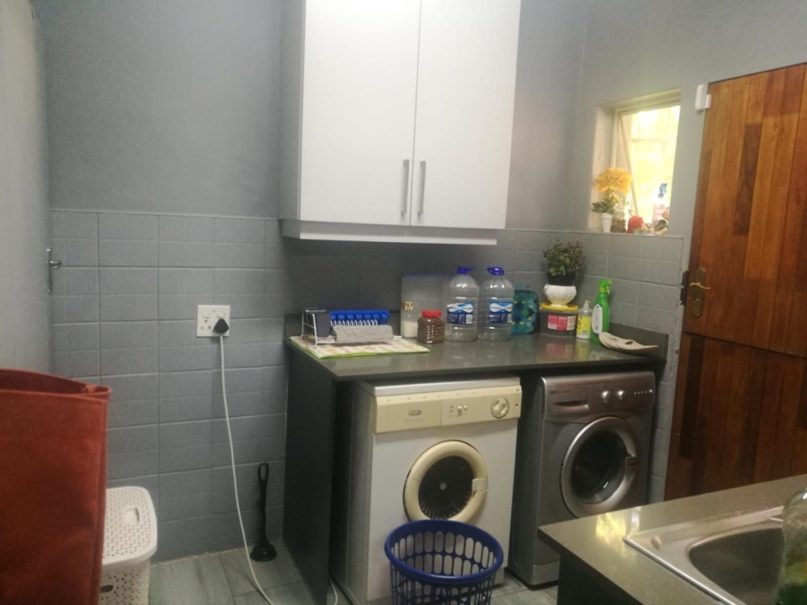 4 Bedroom Property for Sale in Ninapark Gauteng