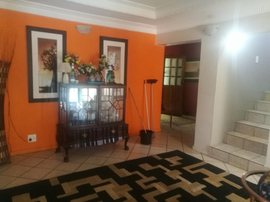 4 Bedroom Property for Sale in Ninapark Gauteng