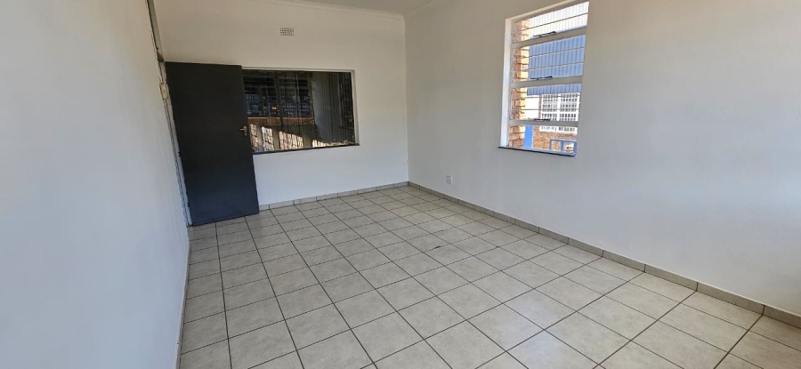 Commercial Property for Sale in Clayville Gauteng
