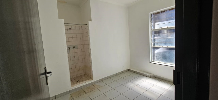 Commercial Property for Sale in Clayville Gauteng