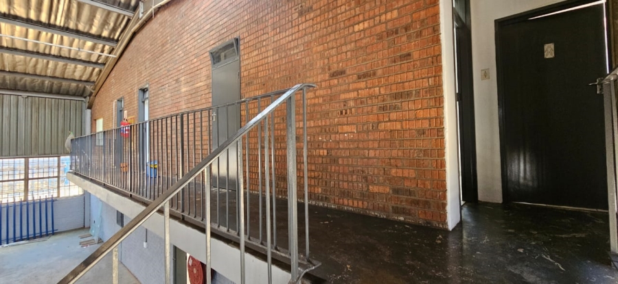 Commercial Property for Sale in Clayville Gauteng