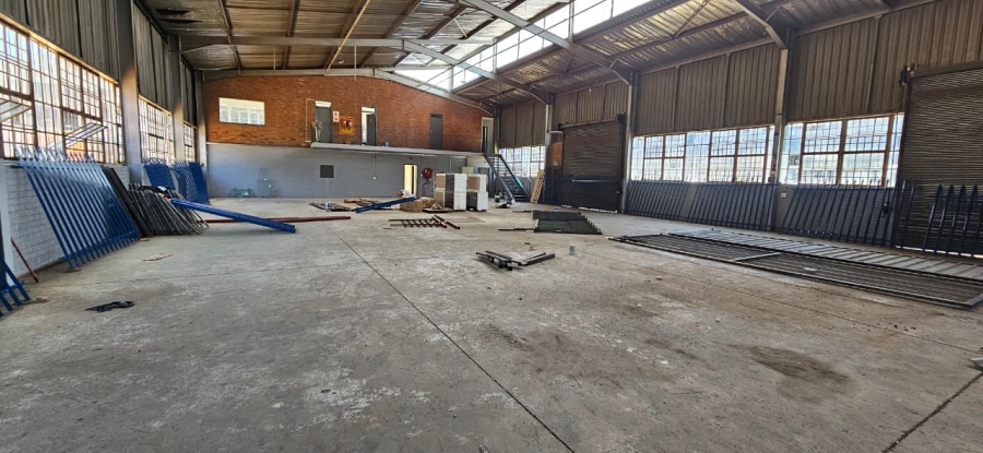 Commercial Property for Sale in Clayville Gauteng