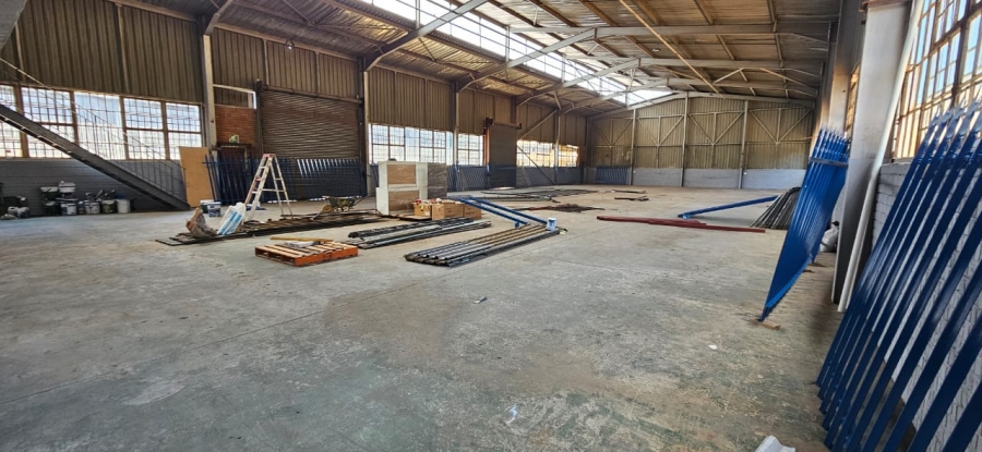 Commercial Property for Sale in Clayville Gauteng