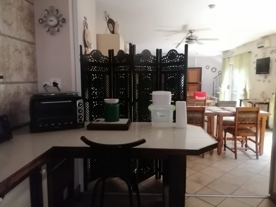 9 Bedroom Property for Sale in Theresa Park Gauteng