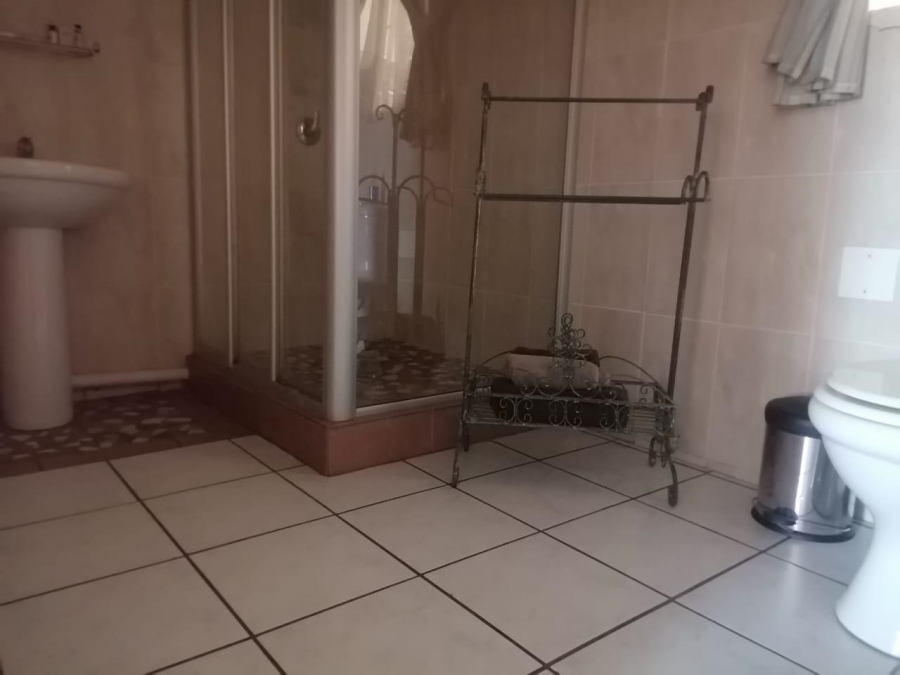 9 Bedroom Property for Sale in Theresa Park Gauteng