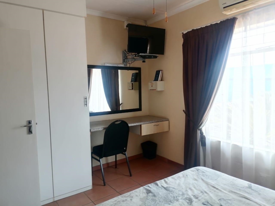 9 Bedroom Property for Sale in Theresa Park Gauteng