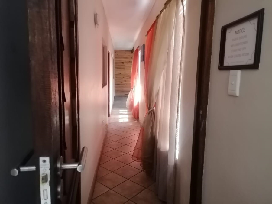 9 Bedroom Property for Sale in Theresa Park Gauteng