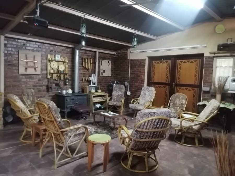 9 Bedroom Property for Sale in Theresa Park Gauteng
