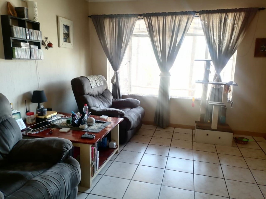 9 Bedroom Property for Sale in Theresa Park Gauteng