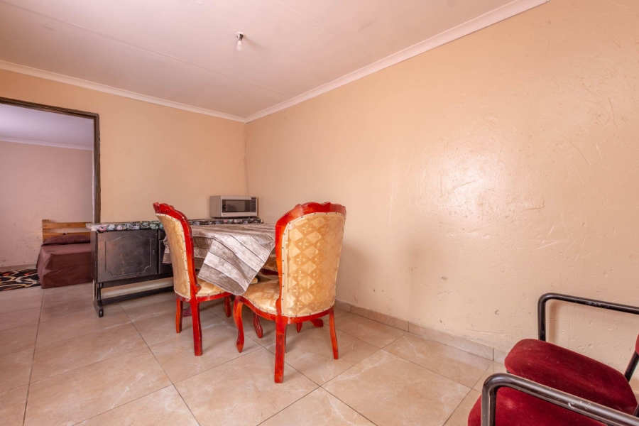 To Let 1 Bedroom Property for Rent in Jabavu Gauteng