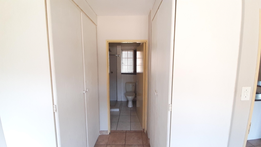 To Let 2 Bedroom Property for Rent in Elardus Park Gauteng