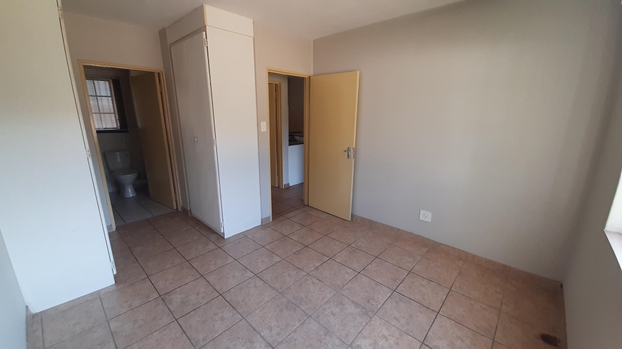 To Let 2 Bedroom Property for Rent in Elardus Park Gauteng