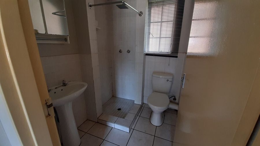 To Let 2 Bedroom Property for Rent in Elardus Park Gauteng