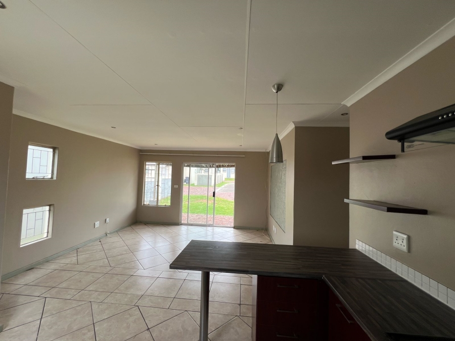 To Let 3 Bedroom Property for Rent in Albemarle Gauteng