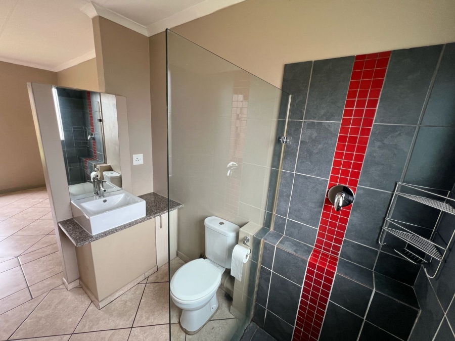 To Let 3 Bedroom Property for Rent in Albemarle Gauteng