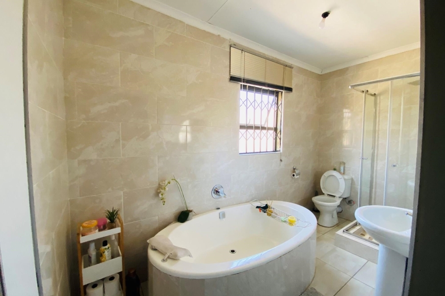 3 Bedroom Property for Sale in Vanderbijlpark CE Gauteng