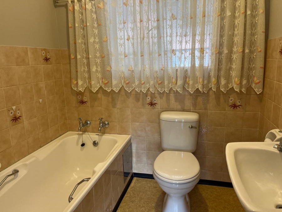 2 Bedroom Property for Sale in Three Rivers Gauteng