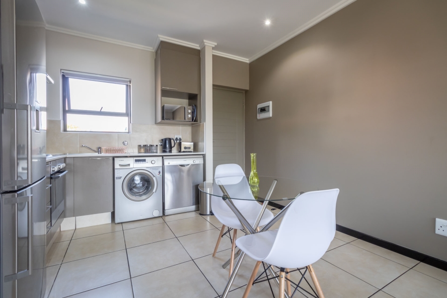 To Let 1 Bedroom Property for Rent in Lonehill Gauteng