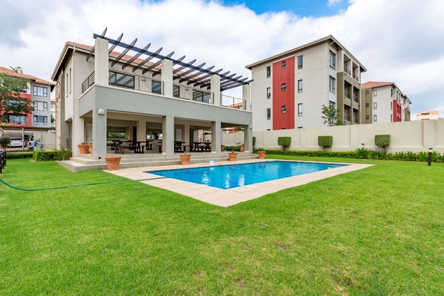 To Let 1 Bedroom Property for Rent in Lonehill Gauteng