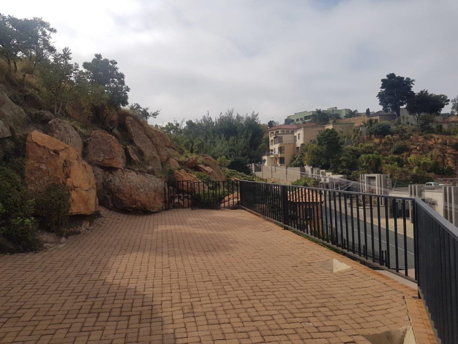 To Let 2 Bedroom Property for Rent in Oakdene Gauteng