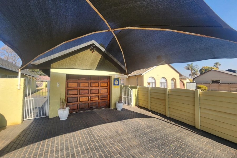 4 Bedroom Property for Sale in Modder East Gauteng