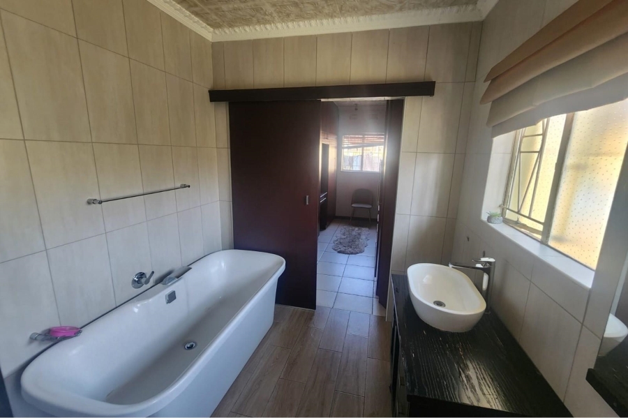 4 Bedroom Property for Sale in Modder East Gauteng