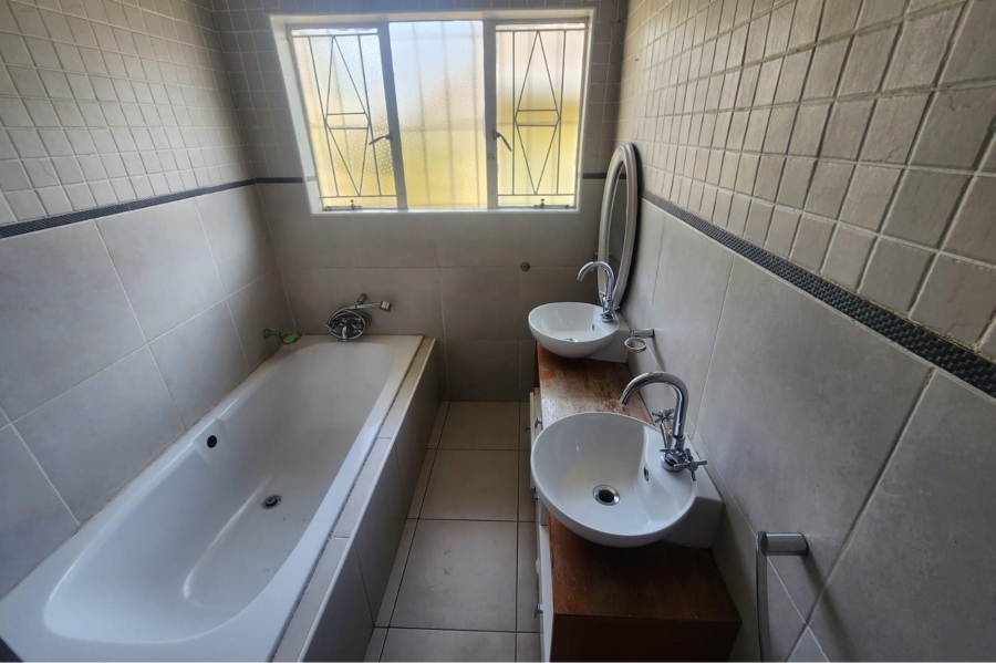 4 Bedroom Property for Sale in Modder East Gauteng