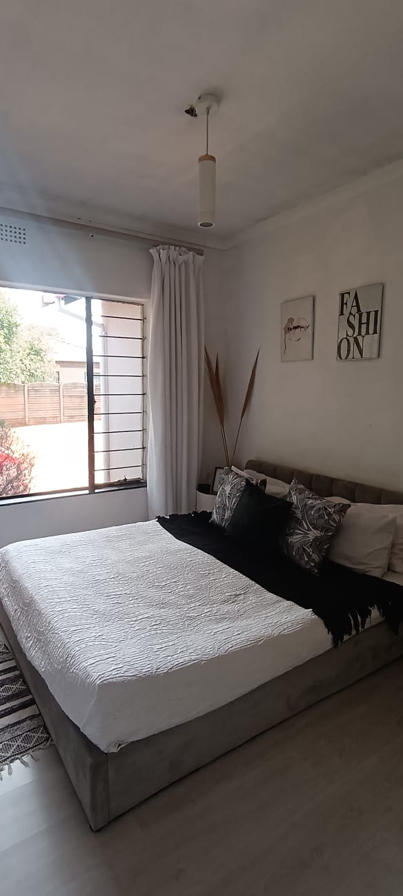 3 Bedroom Property for Sale in Dawn Park Gauteng