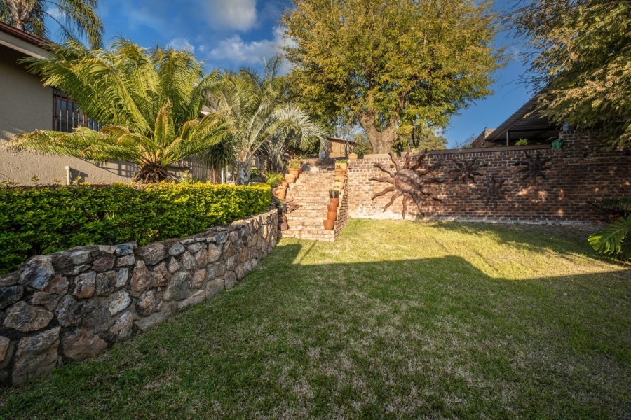 6 Bedroom Property for Sale in Monument Park Gauteng