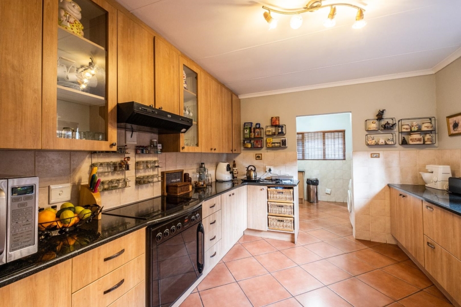 6 Bedroom Property for Sale in Monument Park Gauteng
