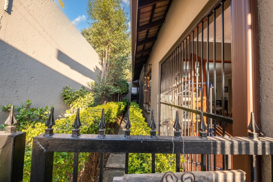 6 Bedroom Property for Sale in Monument Park Gauteng