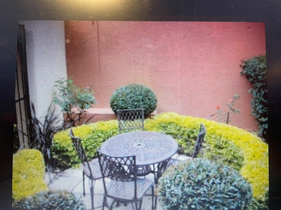 6 Bedroom Property for Sale in Monument Park Gauteng