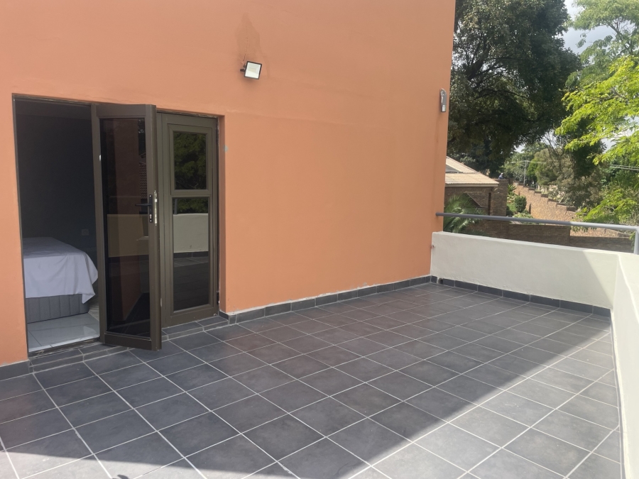 4 Bedroom Property for Sale in Waterkloof Ridge Gauteng